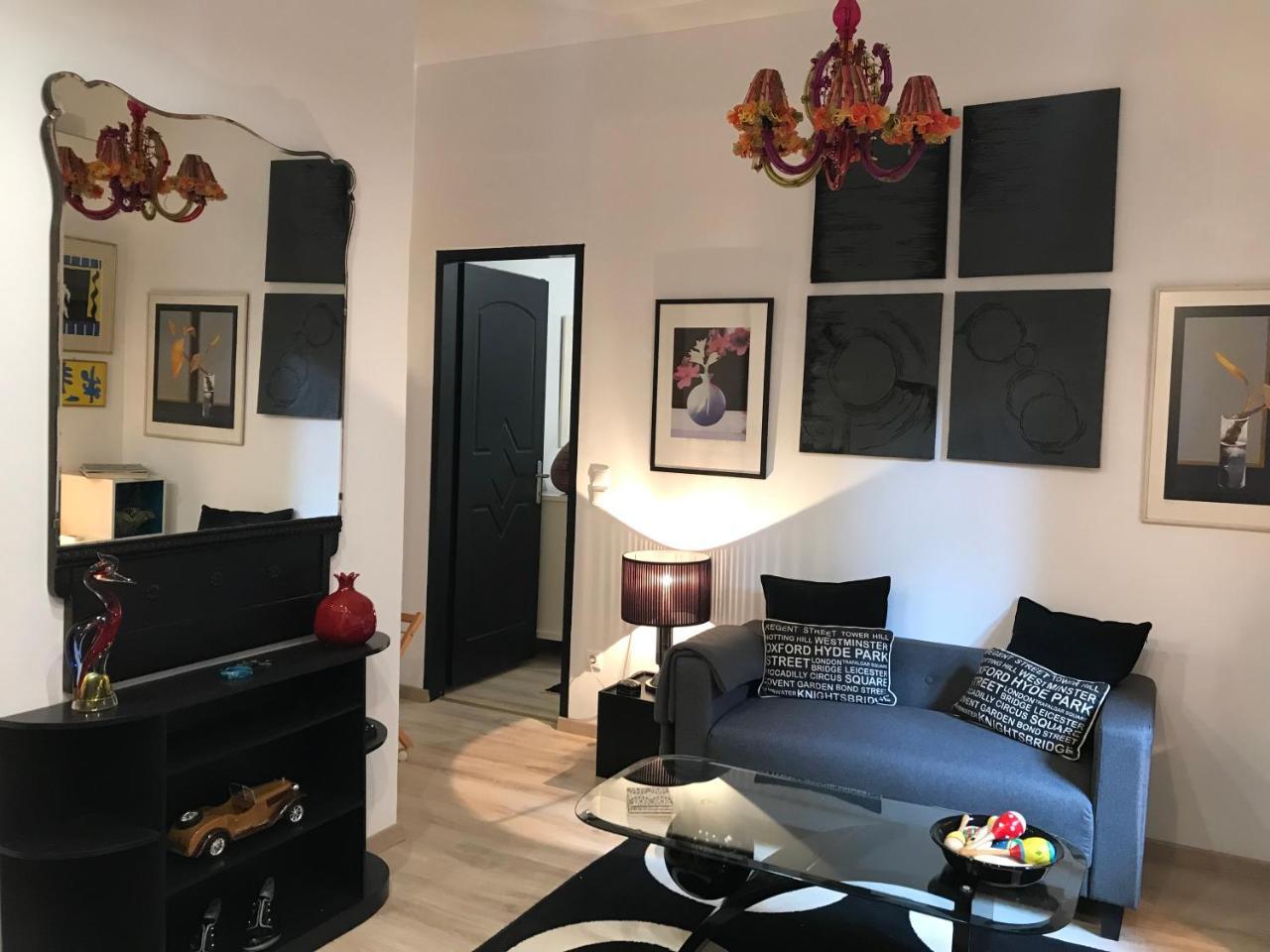 Artistic Designer Flat Apartment เอเธนส์ ภายนอก รูปภาพ